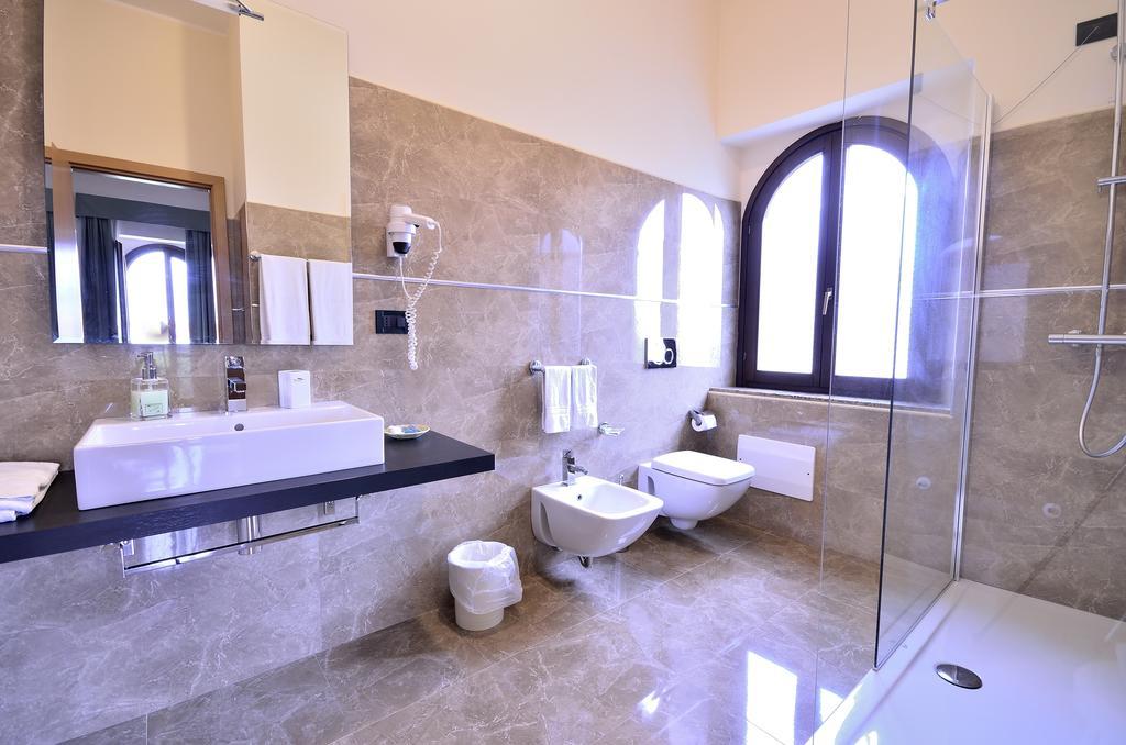 Hotel Del Corso SantʼAntìoco Dış mekan fotoğraf